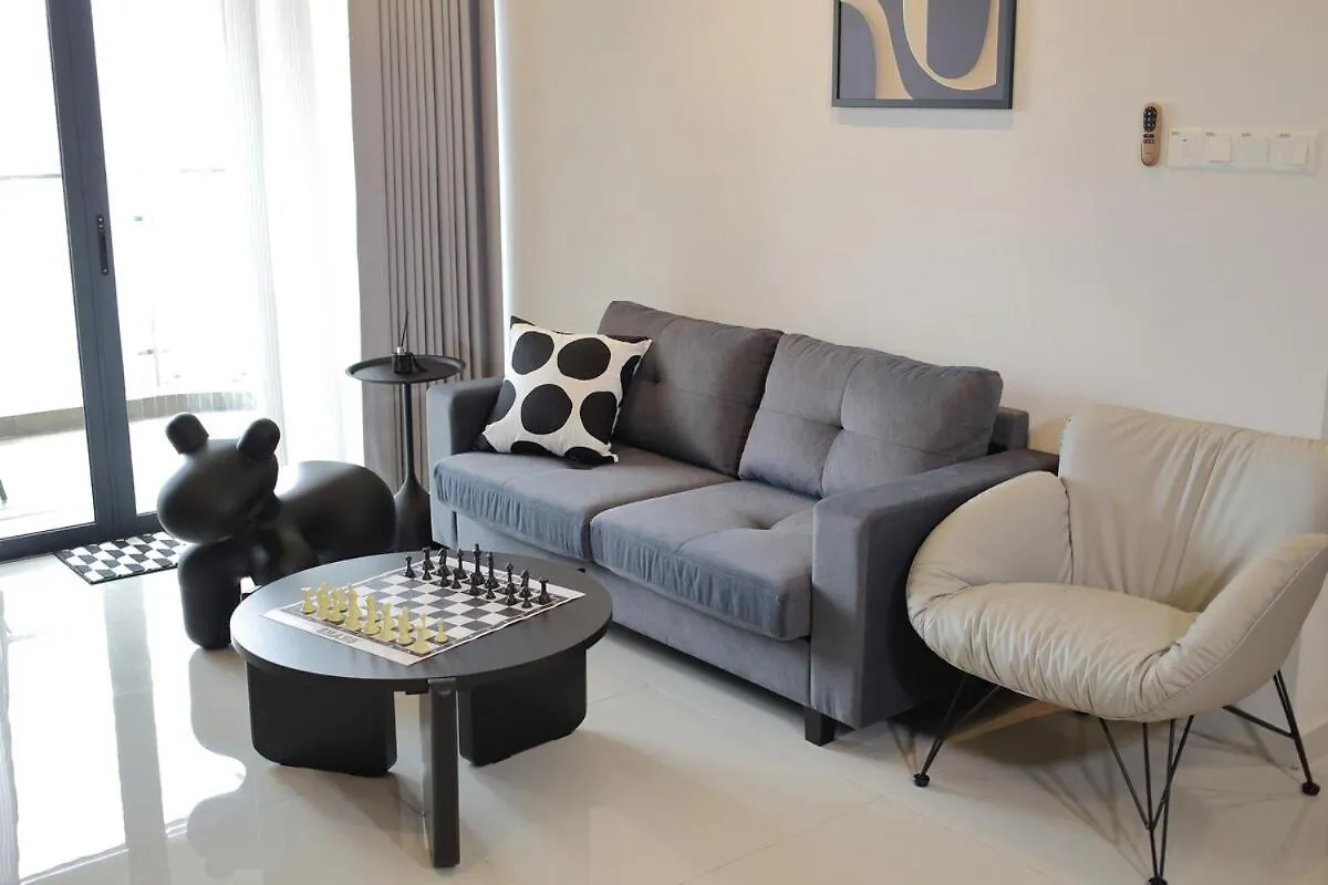 Apartment Danga Bay 2Br - Mj Black Or White - Walk To Beach Johor Bahru